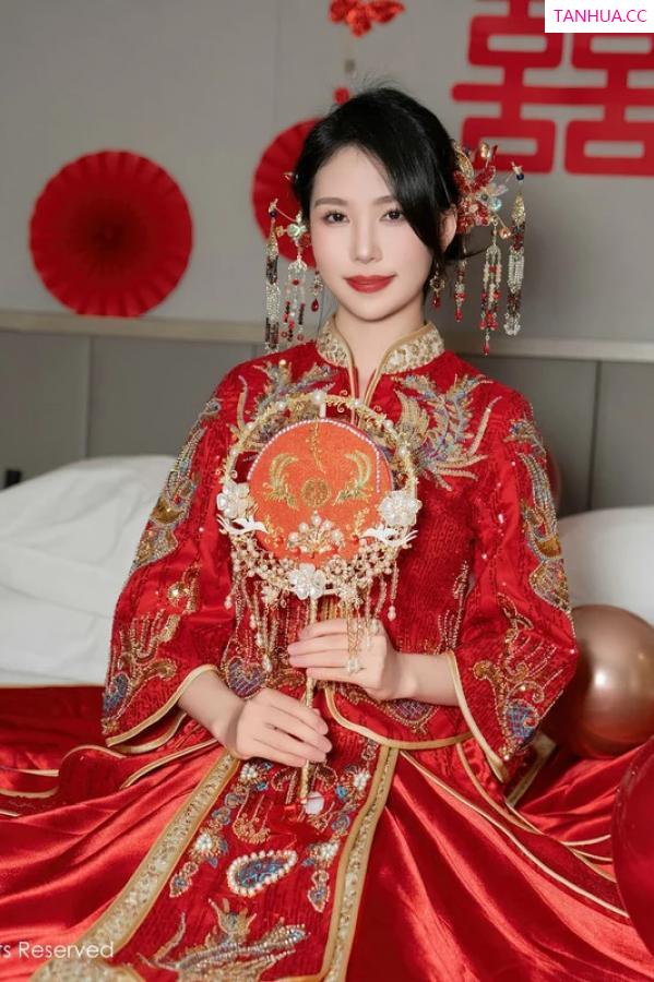 陈若依 抖娘利世 [XiuRen]高清写真图 2024.04.11 No.8376 利世 美腿丝袜第33张图片